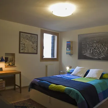 Real Venetian Apartment, 300 M From Rialto Bridge, 100 Sqm البندقية